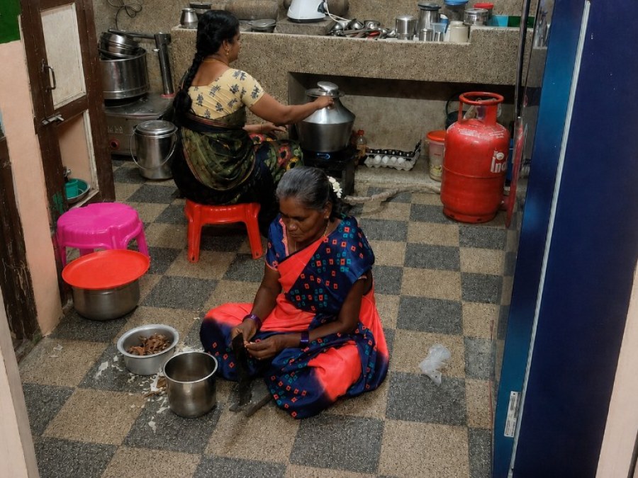 Kitchen and nutrition program